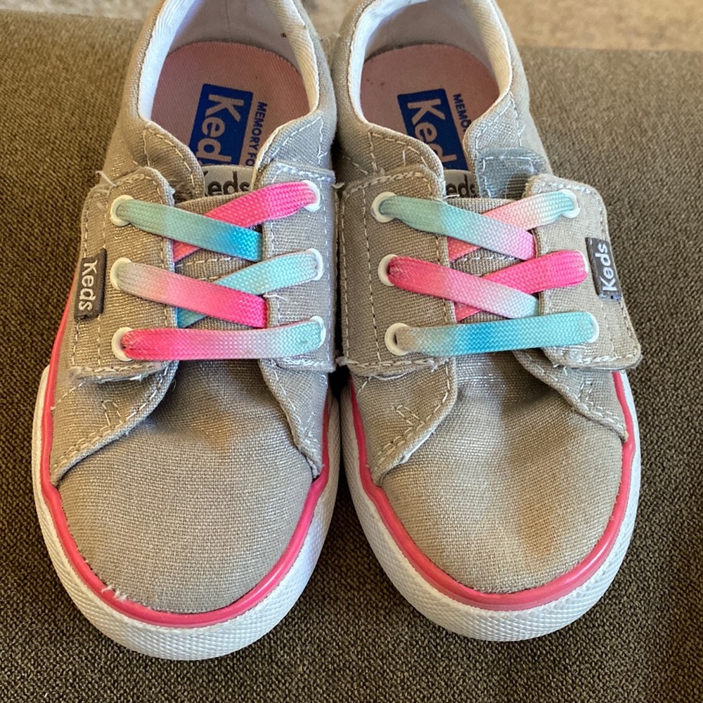 Kids little girls size 9